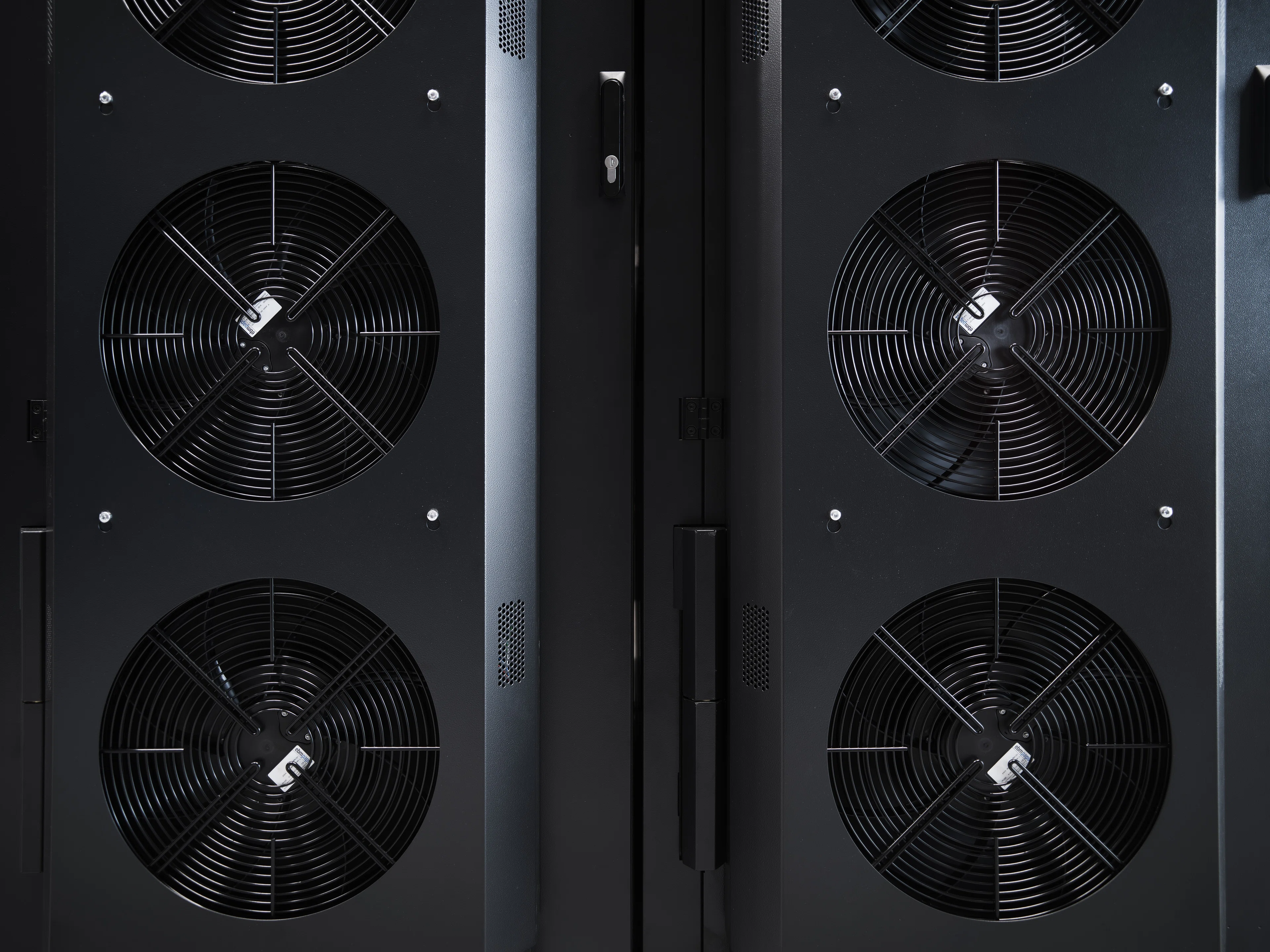 PHOENIQS
AI Platform